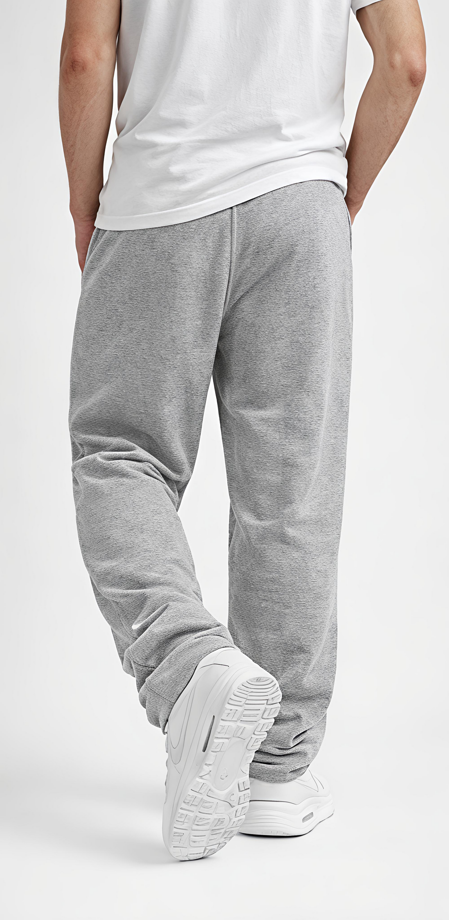 Nike Grey Fleece Joggers – Relaxed Fit