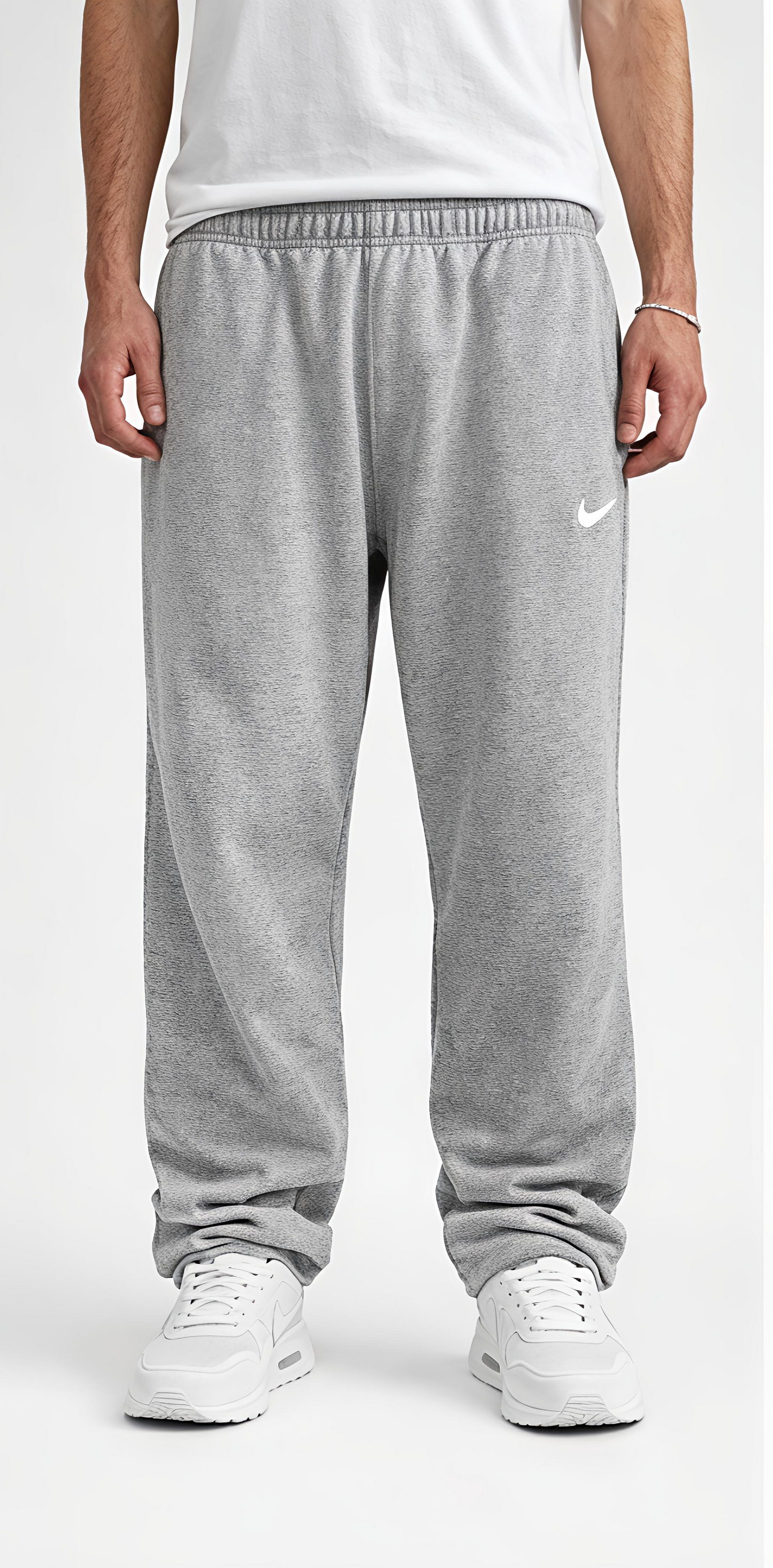 Nike Grey Fleece Joggers – Relaxed Fit